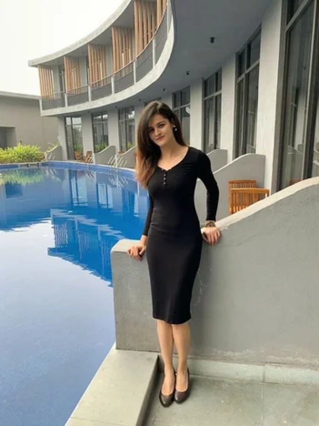 Million followers on Instagram! Find out who this viral IPS officer is, known as "Beauty with Brains."